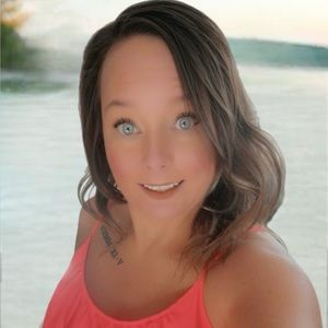 Meet your Posher, Jenna